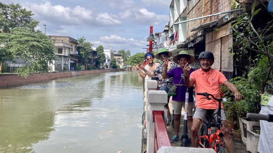 Bangkok : Old City Guided E-Scooter &/or Bike Tour - Rama VIII Bridge and the Chao Phraya River: When the Ride Turns Scenic