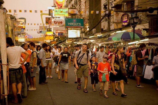 Bangkok Old Town: Day and Night Tour - Khao San Road finish: street food energy after the temples