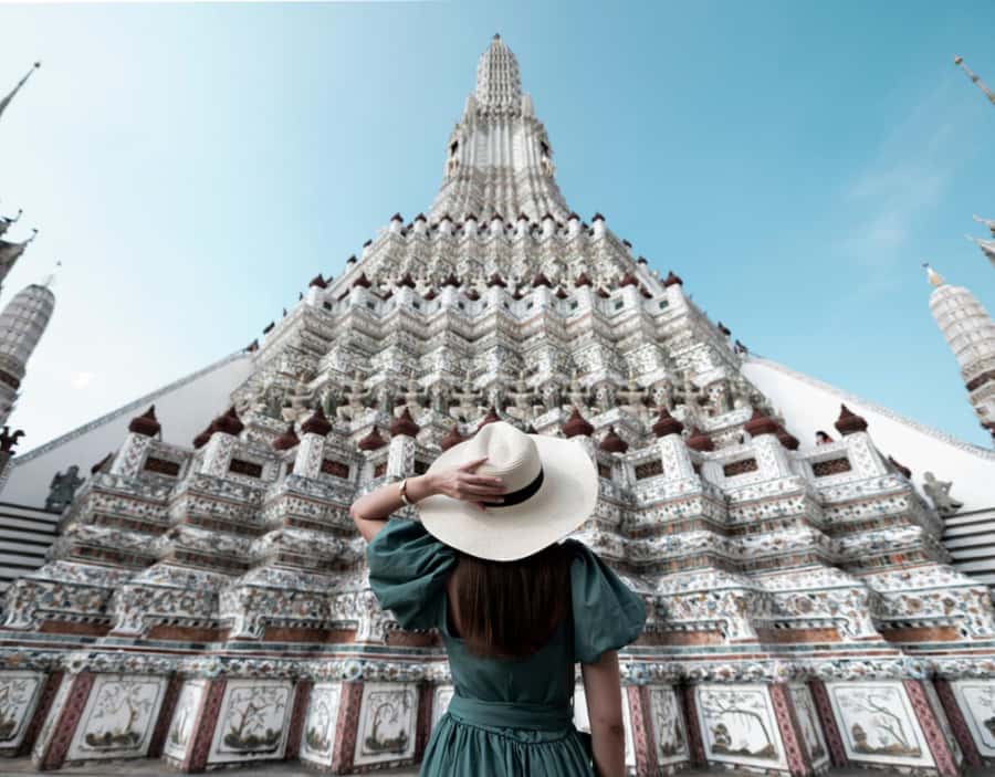 Bangkok: Private and All-Inclusive Instagram Tour - Wat Arun: The Riverside Temple Stop That Gives You Tower-Style Drama