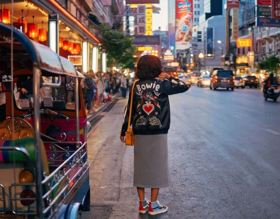 Bangkok: Private and All-Inclusive Instagram Tour - Flower Market and the Local Cafe Break That Actually Feels Bangkok