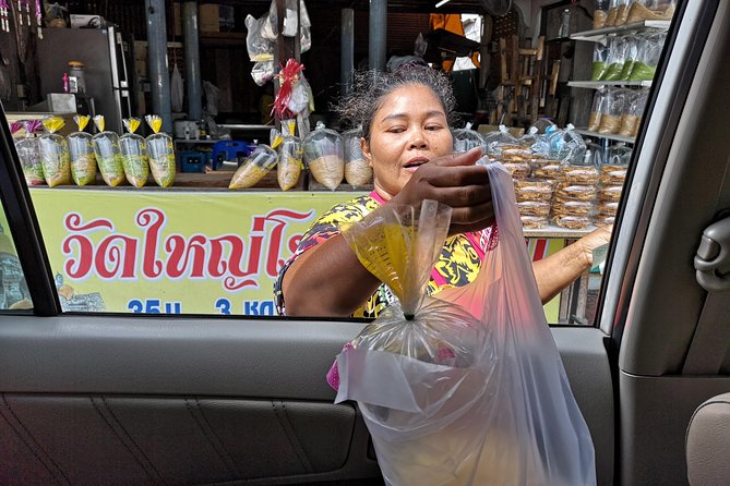 Bangkok: Private Ayutthaya and Bang Pa-In Summer Palace Tour - Wat Lokayasutharam (Reclining Buddha): A Quick, High-Impact Stop