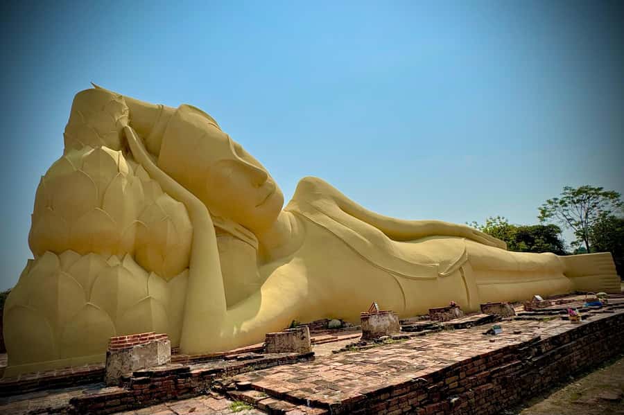 Bangkok: Private Ayutthaya UNESCO Heritage Tour - Getting the most from the English audio guide (and why it helps)