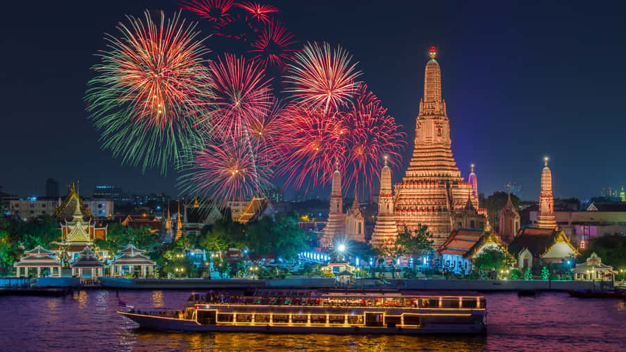 Bangkok: Private Family Tour to Safari & River Dinner Cruise - The Chao Phraya Dinner Cruise Transfer: Relax After Wildlife