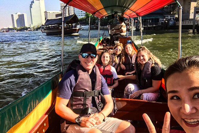 Bangkok Private & Personalised Experience with a Local (2-8hrs) - Temple of the Reclining Buddha: start strong with a guided first impression
