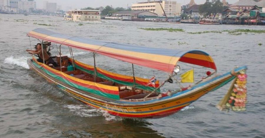 Bangkok: Private Thonburi Longtail Boat Tour & Wat Pho Visit - Thonburi longtail boat ride: the view you can’t copy