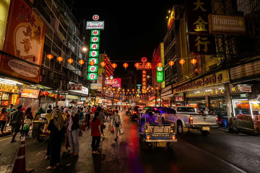 Bangkok: Private Tuk-Tuk Night Tour, River Boat & Eats - Key highlights worth planning around