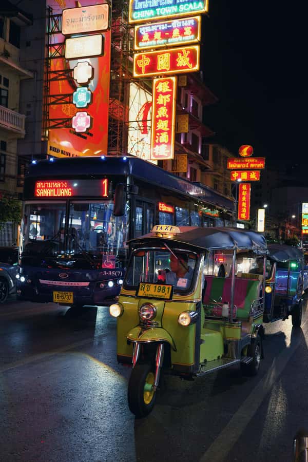 Bangkok: Private Tuk-Tuk Night Tour, River Boat & Eats - What to bring for a smooth night in Bangkok