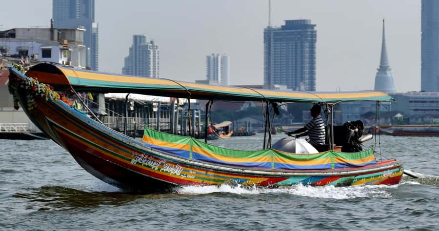 Bangkok: Private Wat Phra Kaew, Wat Pho & Wat Arun Tour - Timing, walking, and the temple clothing checklist