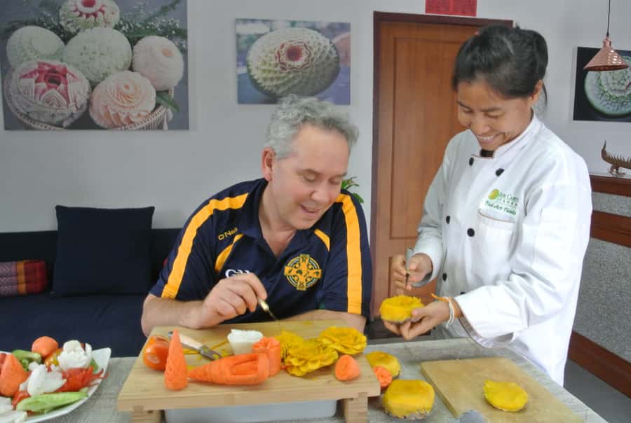 Bangkok: Professional Thai Fruit and Vegetable Carving Class - Who will love this class, and who should reconsider