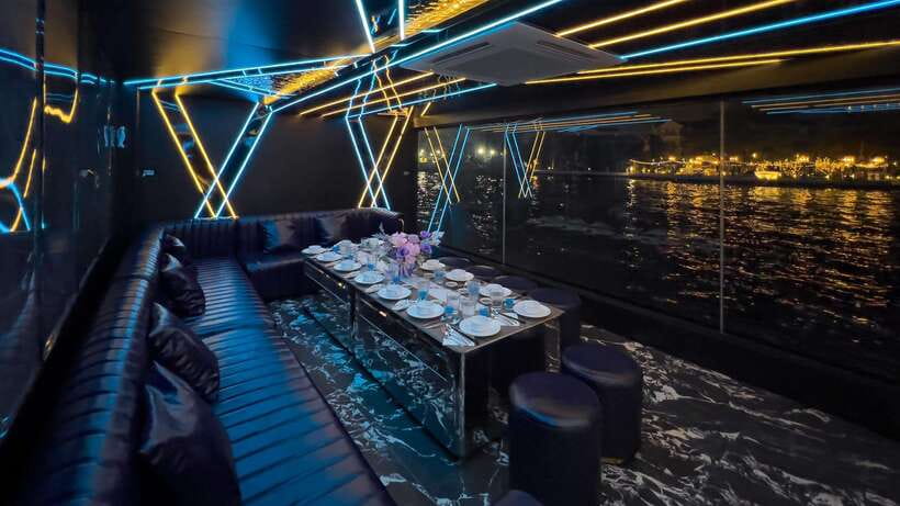 Bangkok: Royal Galaxy Cruise with Hotel Transfer - Eating on the water: what the dinner buffet really means for your night
