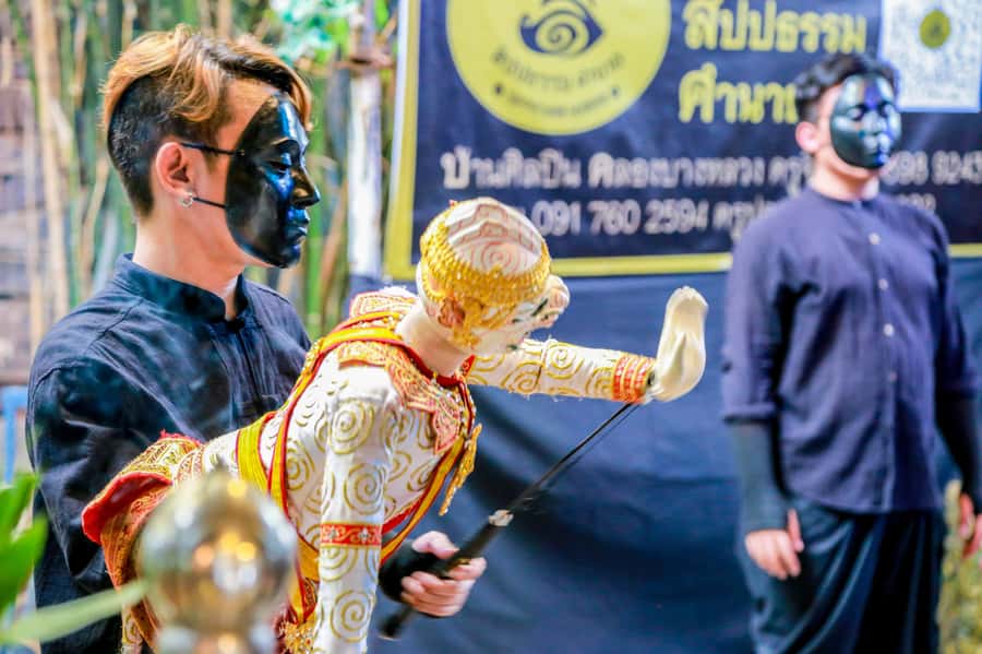 Bangkok’s Past with Local Taste Tour by Bike and Boat - Bikes, safety, and pacing: what actually makes it work