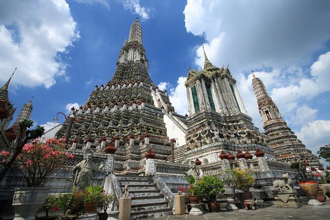 Bangkok’s Three Iconic Temples: Wat Traimit, Wat Pho & Wat Arun - Key points to know before you go