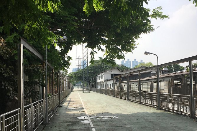 Bangkok's Wireless Road: A Self-Guided Audio Tour - Hindu symbols you see every day, including Trimurti