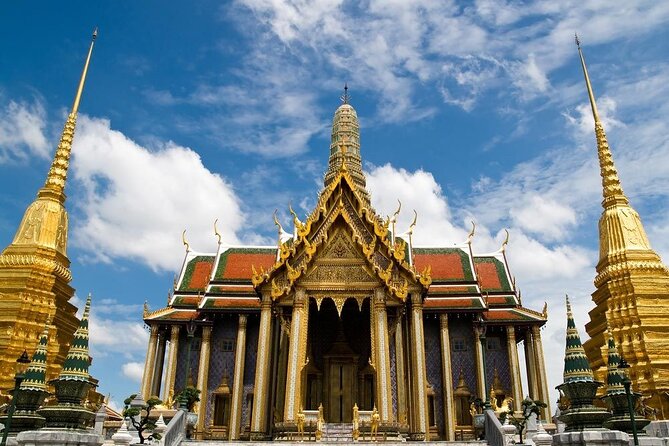 Bangkok Self-Guided Audio Tour - Wat Arun and the Grand Palace: rules, scale, and symbolism