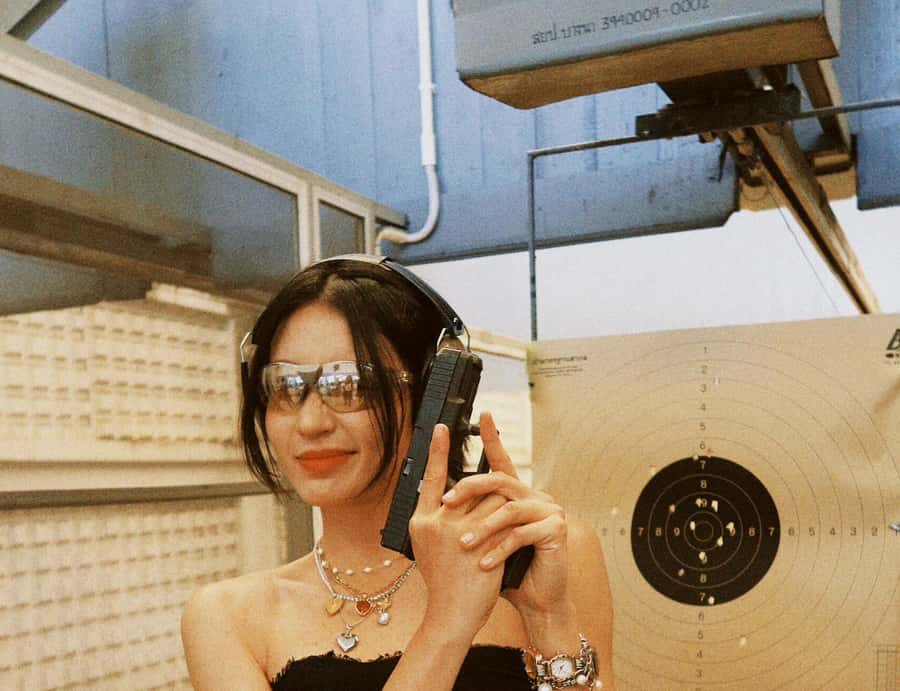 Bangkok: Shooting Range Experience at Ratchanawi w/ Transfer - The Bangkok hotel transfer: practical logistics, less stress