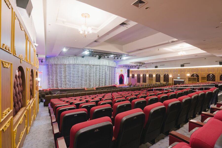 Bangkok: Skip-the-Line Golden Dome Cabaret Show Tickets - Golden Dome Cabaret Tickets in Bangkok, What You Are Really Buying