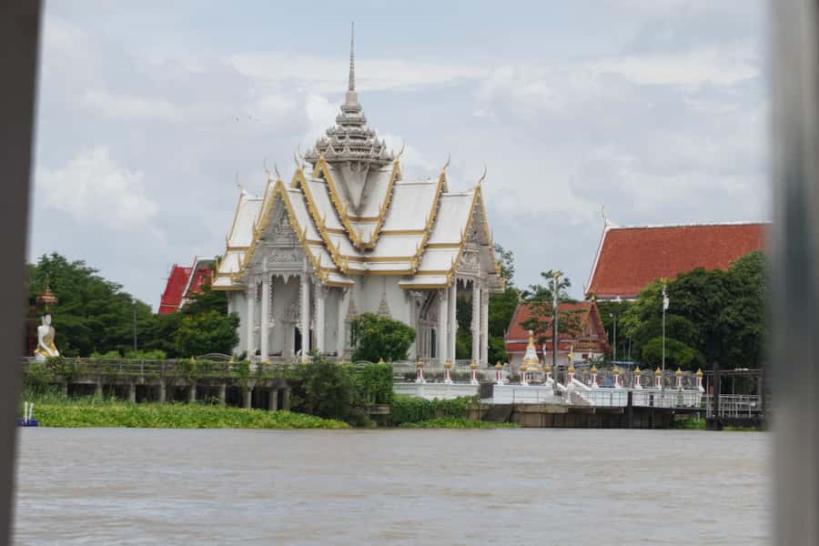 Bangkok: Slow Boat Tour on the River to/from Ayutthaya - The onboard comfort that makes the whole day work