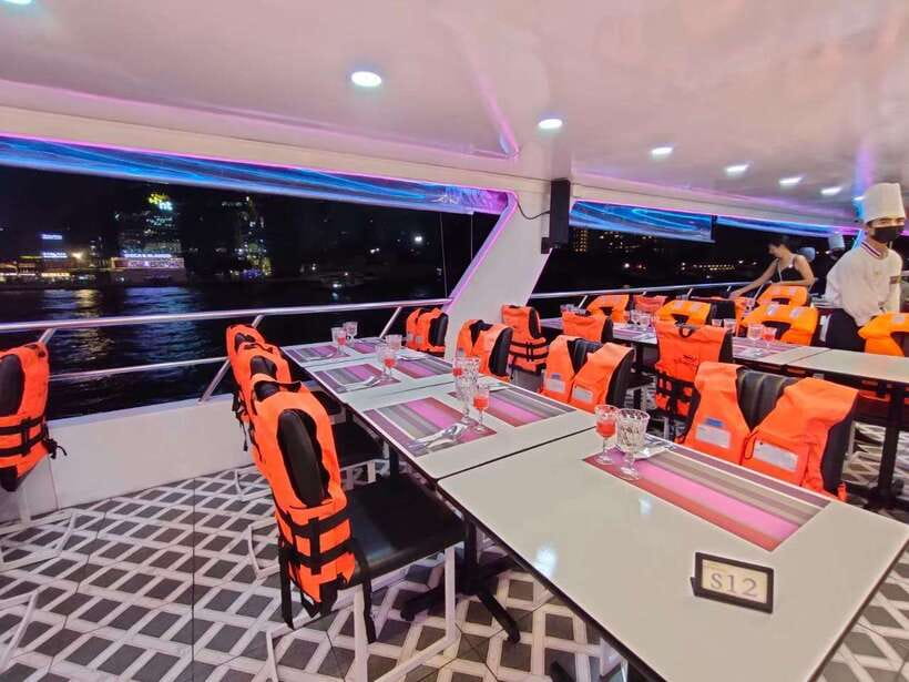 Bangkok: Smile Riverside Dinner Cruise - Your night route on the Chao Phraya, from ICONSIAM to Asiatique