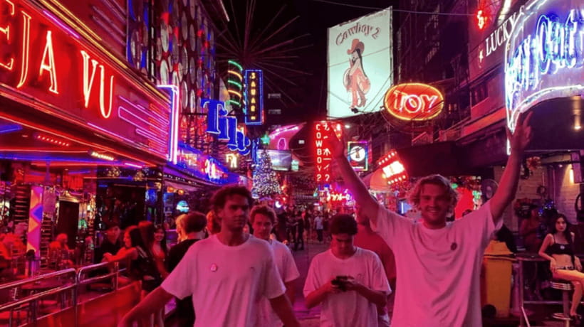 Bangkok: Soi Cowboy, Nana, Soi 11, Rooftops, Clubs & Go Go’s - Skip the Line, Free Entry, and Why the $27 Price Makes Sense