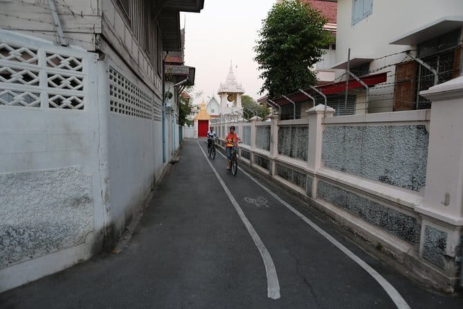 Bangkok Sunset Ride - Klongsan Market to a Food-Only Market: Snack First, Ask Questions