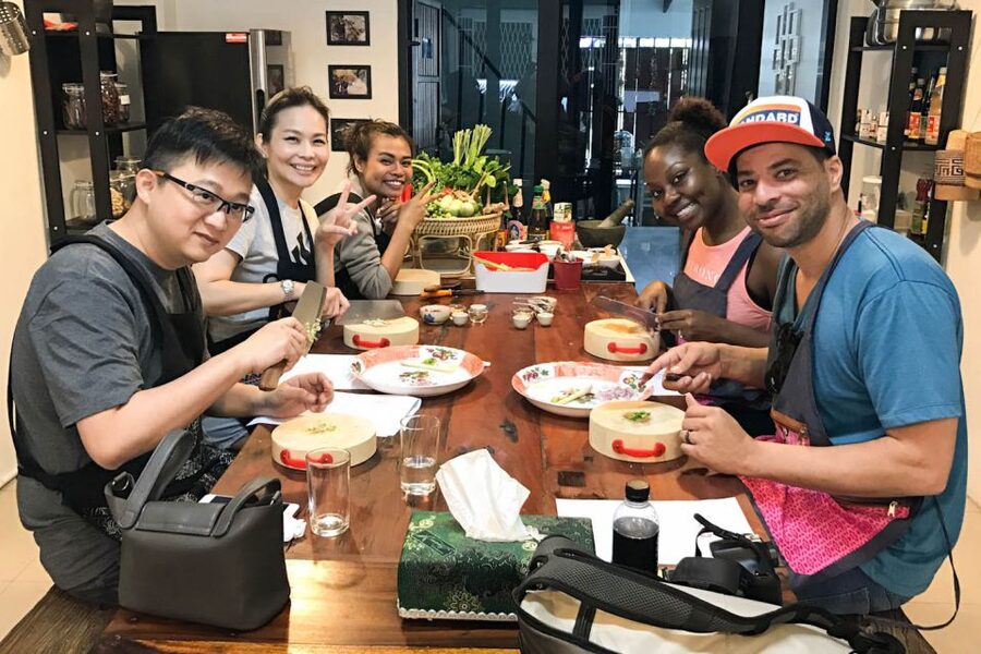 Bangkok: Thai Cooking Class and Onnuch Market Tour - Your 4-hour rhythm: morning or afternoon, same goal