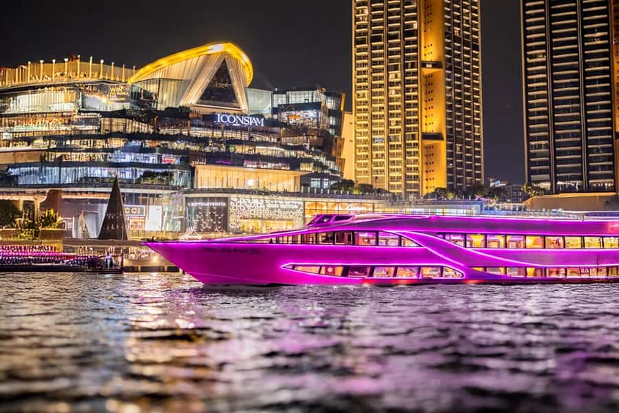 Bangkok: The Opulence Buffet Dinner Cruise with Live Band - The buffet dinner: what makes this meal feel like part of the show