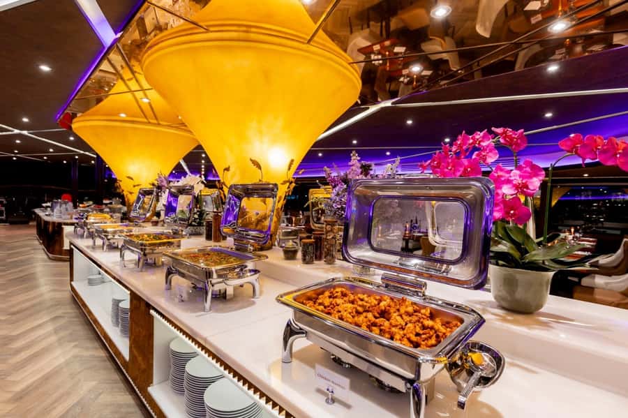Bangkok: The Opulence Buffet Dinner Cruise with Live Band - Drinks and value: how to budget for your 55 dollars