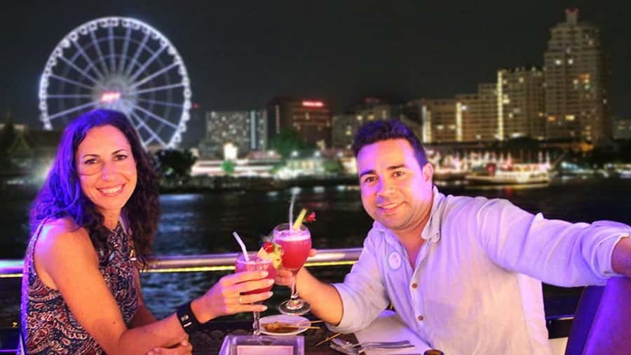 Bangkok: The Opulence Chao Phraya Lavish Dinner Cruise - Buffet dinner flow: Thai favorites, seafood, and vegetarian planning