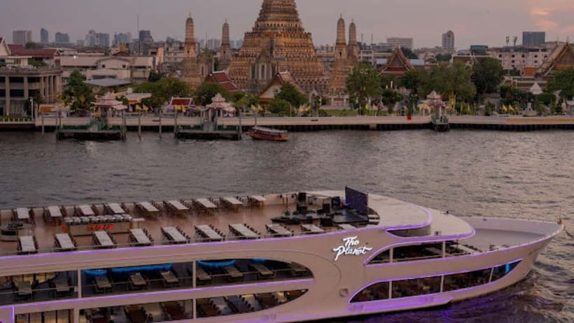 Bangkok: The Planet Chao Phraya River Dinner Cruise - Live Music and Thai Classical Dance on the Move