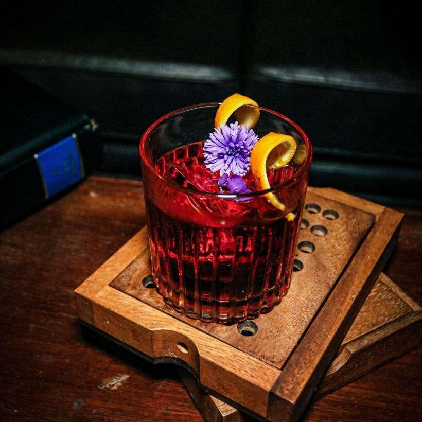 Bangkok: The Speakeasy Rooftop Bar At Hotel Muse - The 90-minute flow: how the evening typically plays out