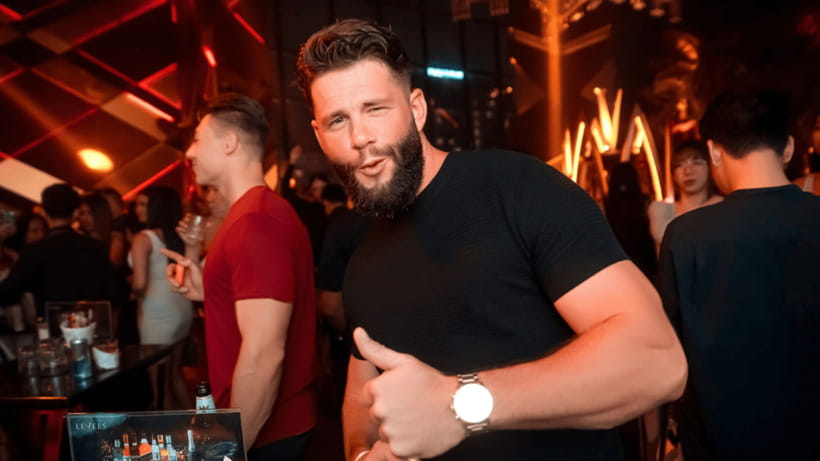 Bangkok: The Speakeasy, Rooftop & Iconic Venues Pub Crawl - Price and value: what $31 buys you in real Bangkok nightlife terms