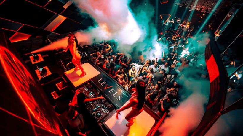 Bangkok: The Speakeasy, Rooftop & Iconic Venues Pub Crawl - Don’t Open The Fridge speakeasy: a quirky hidden bar with nonstop music