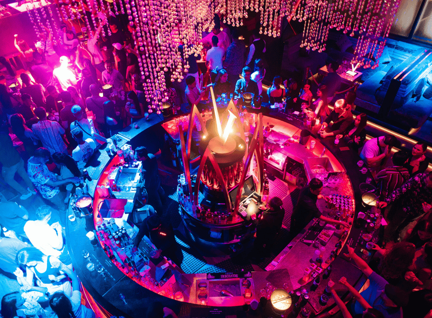 Bangkok: The Speakeasy, Rooftop & Iconic Venues Pub Crawl - Optional Dinner With Strangers at 18:30: the easiest way to meet people
