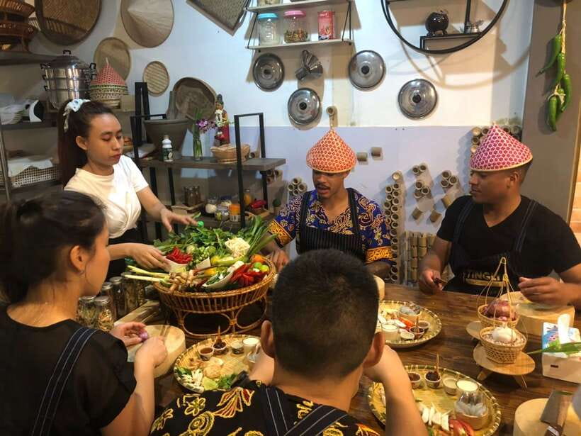 Bangkok: Tingly Thai Cooking School Half-Day Cooking Class - Meeting Point, Timing, and the Easiest Way to Plan Your Half Day