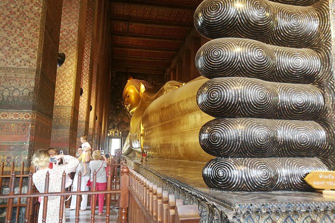 Bangkok Tour: Highlights & Hidden Gems & Long Tail Boat - A 3 to 4 hour private Bangkok route that hits big landmarks and real daily life
