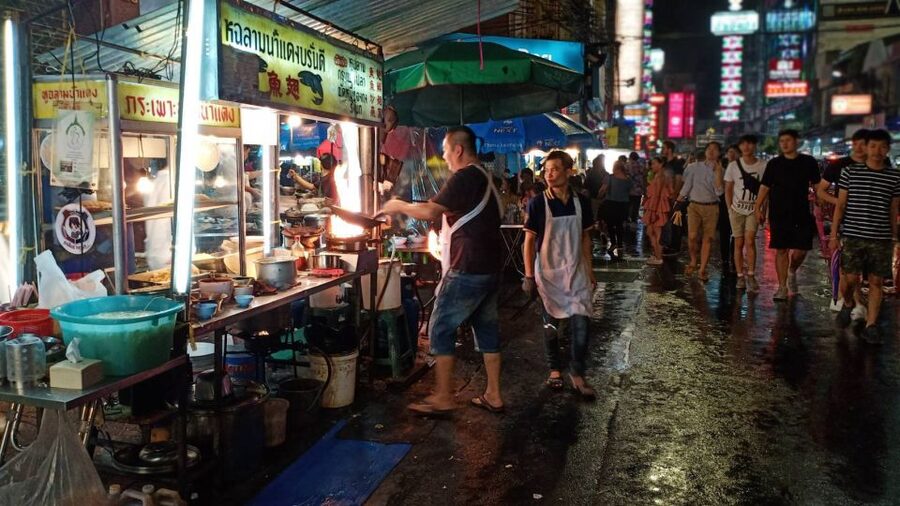 Bangkok: Travstore Original Bangkok Discovery Tour - Guides can make or break it, and the good ones are very good