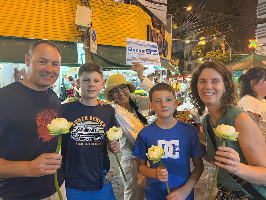 Bangkok Tuk-Tuk by Night with Chinatown Street Food Meal - Pak Khlong Talat flower market, lotus folding and the texture of Thai everyday life