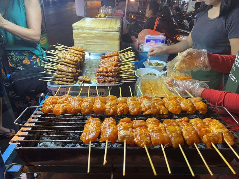 Bangkok Tuk-Tuk by Night with Chinatown Street Food Meal - Chinatown at the end, street food meal plus dessert without the pressure of a full food tour