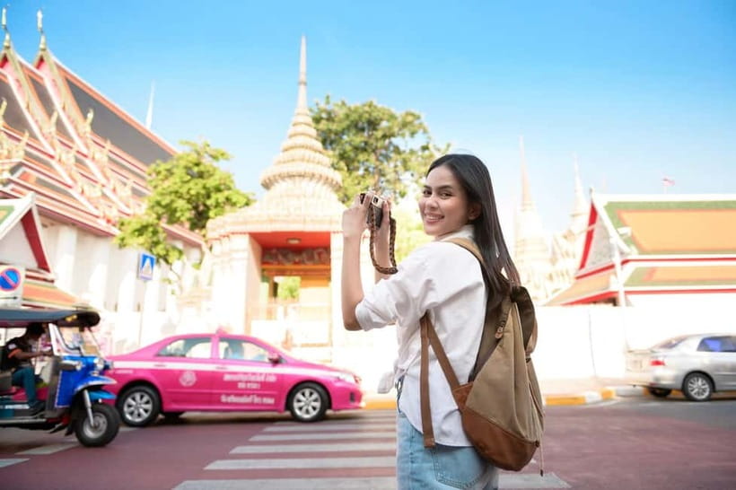 Bangkok Tuk-Tuk City Sightseeing Tour - Pak Khlong Talat Flower Market: Where the Offerings Make Sense