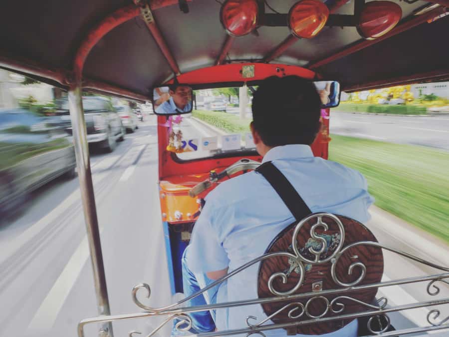 Bangkok: Tuk Tuk Tour - Grand Palace Pass-By: The Big First Impression