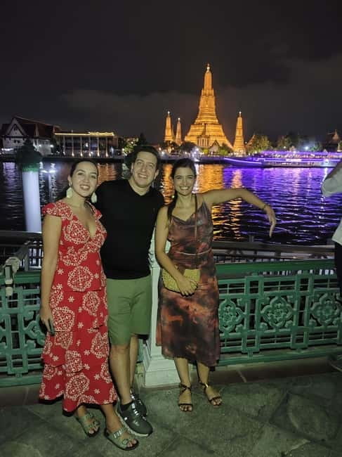 Bangkok Tuk Tuk Tour with Hotel Pick up and Dinner - 4:30 PM Pickup, Then Chinatown Sets the Tone