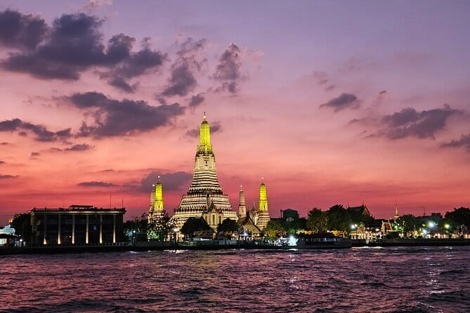 Bangkok TUK TUK Twilight Cultures Market and Food Taste - A 3-hour Bangkok twilight plan that helps you get your bearings fast