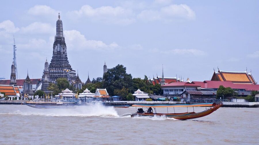 Bangkok Twilight : Hidden Canal, Big Buddha & temple - Long-Tail Boat Through Thonburi Khlongs at Twilight