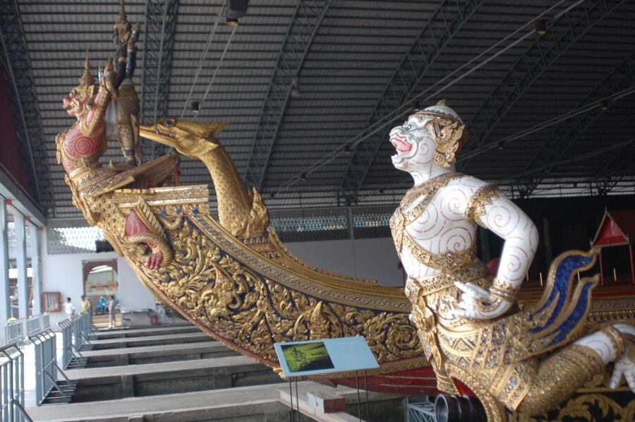 Bangkok Twilight : Hidden Canal, Big Buddha & temple - Getting There and What to Bring (So Your Evening Runs Smooth)
