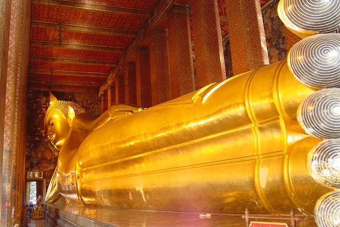 Bangkok Two Temple Tour: Wat Pho, Emerald Buddha & Grand Palace - Your Guide and Vehicle: English Help, Air-Conditioned Comfort, and Nina’s Impact