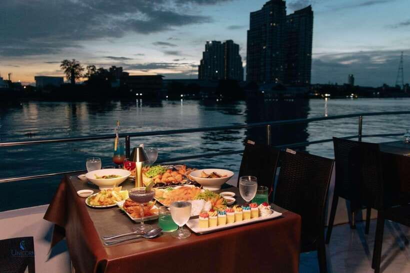 Bangkok: Unicorn Chao Phraya River Dinner Cruise - A Two-Hour Chao Phraya Night Out From ICONSIAM
