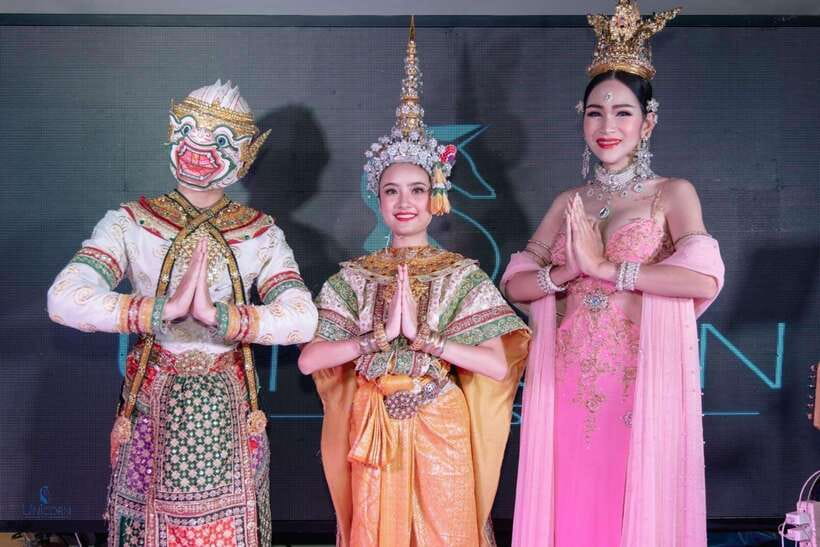 Bangkok: Unicorn Chao Phraya River Dinner Cruise - The River Route: What You See From the Water