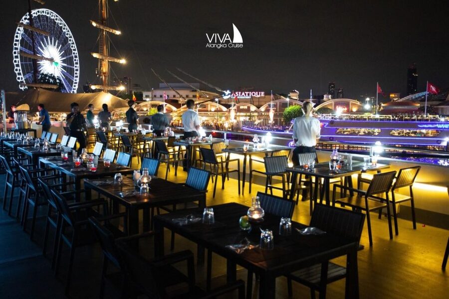 Bangkok: Viva Alangka Chao Phraya Dinner Cruise - Price and value: is $31 worth it for this mix?