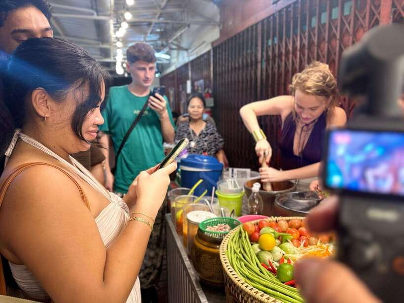 Bangkok Walking Tour : Mouthwatering Journey Food Tour - Why This 3-Hour Chinatown Walk Feels Like Value at $43