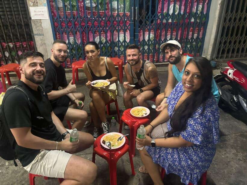 Bangkok Walking Tour : Mouthwatering Journey Food Tour - First Stops: Dumplings and Dim Sum Where the Flavor Sets the Tone